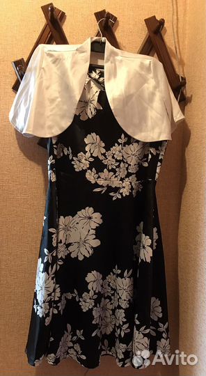 Платья с накидкой