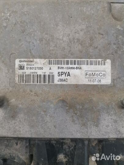 Блок управления двигателем Ford Focus 3 хэтчбек