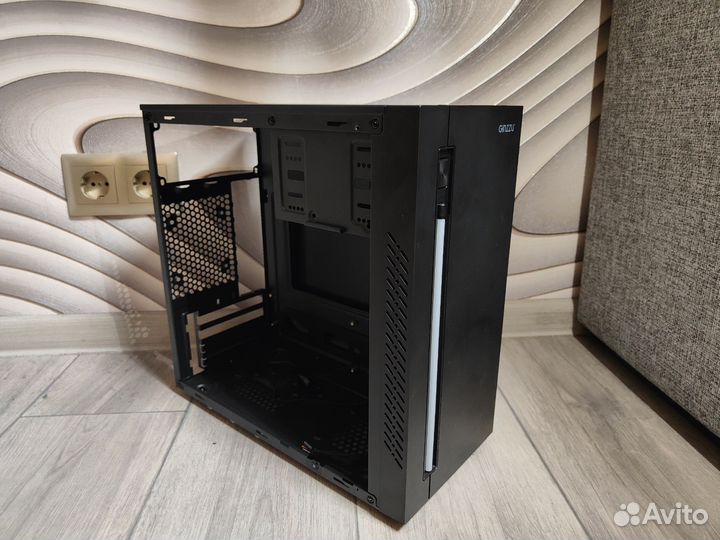 Корпус игровой Ginzzu d350