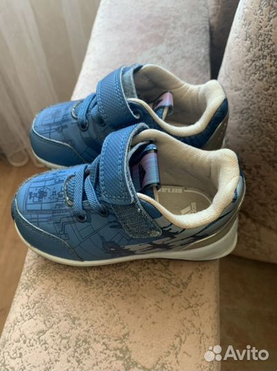 Кроссовки Adidas оригинал