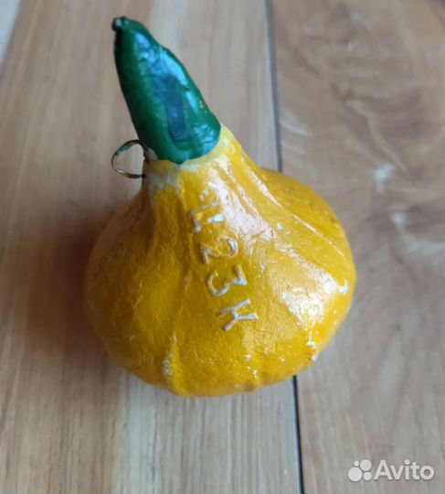 Елочные игрушки и Дед Мороз времён СССР