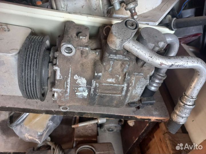 Компрессор кондиционера Passat оригинал