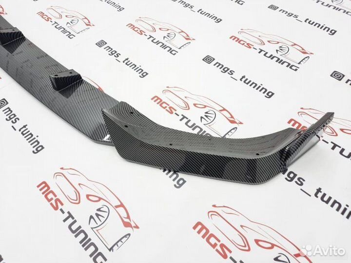 Губа переднего бампера BMW X7 G07 Под карбон