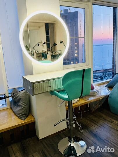 Аренда места мастера бровиста (визажиста)