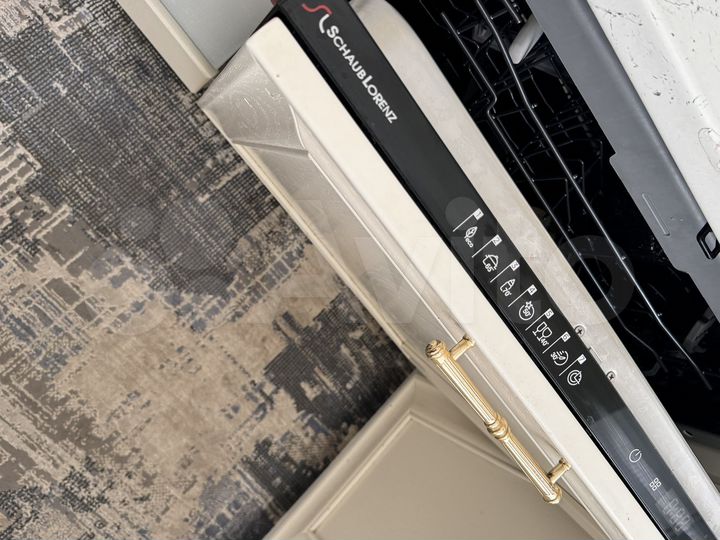 3-к. квартира, 80 м², 2/5 эт.