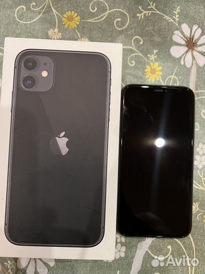 iPhone 11, 64 ГБ