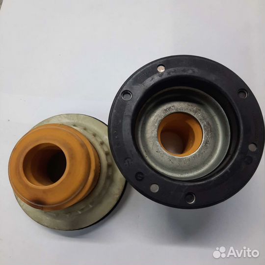 Опорный подшипник передних аморт на Mercedes