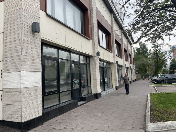 Помещение 170 м2 рядом с магазином 