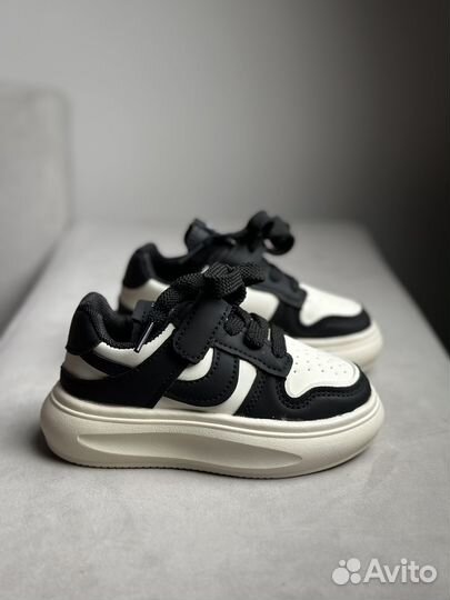 Детские кросовки 24-26-27-39