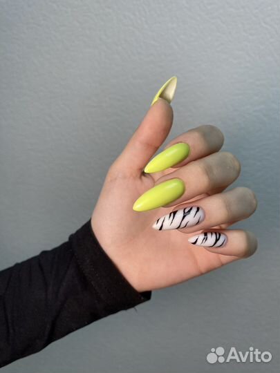 Маникюр с покрытием гель-лак