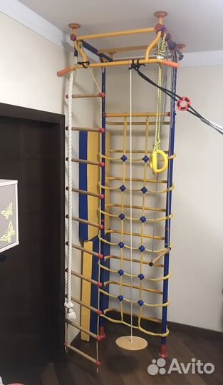 Спортивная стенка Веселый непоседа