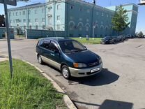 Toyota Ipsum 2.0 AT, 1998, 200 000 км, с пробегом, цена 435 000 руб.