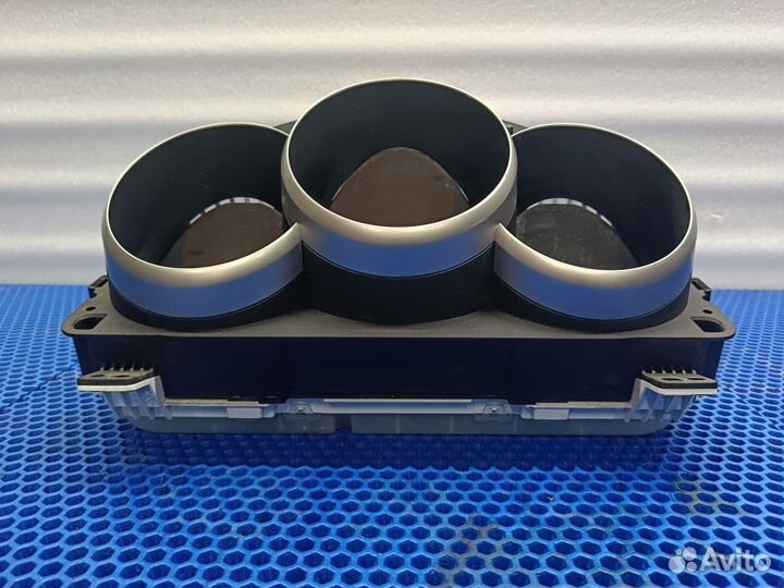 Приборная панель Mazda 3 bk