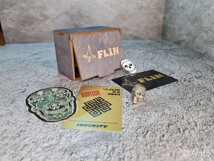 Бусина на темляк, темляк, брелок, подвес нож,череп