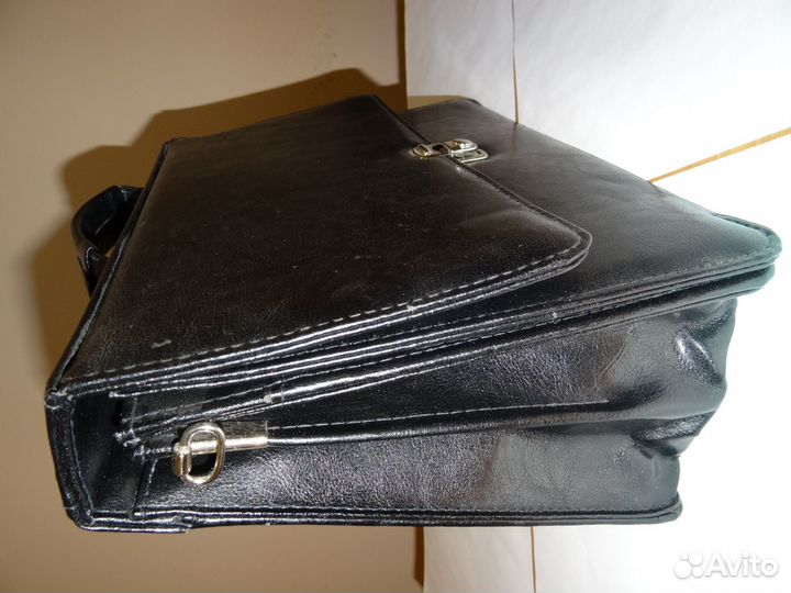 Мужской портфель