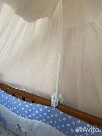 Детская кроватка с балдахином,матрасом,бортиками