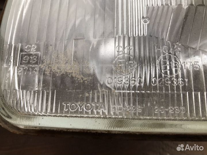 Фары Toyota Celica 180