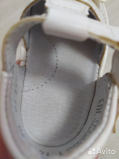 Сандали для девочки