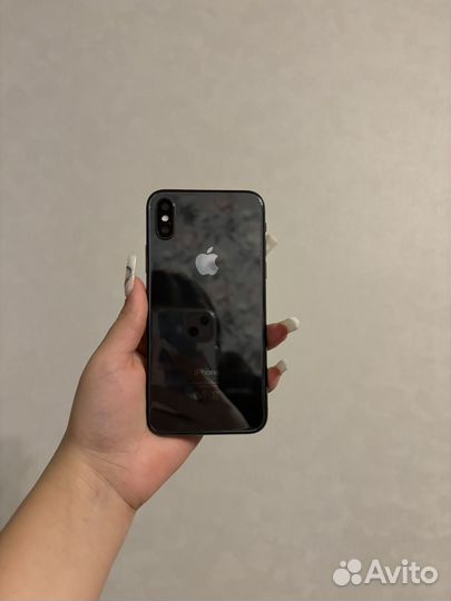 iPhone X, 64 ГБ
