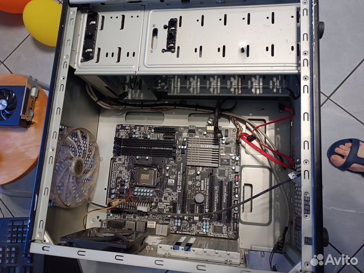 Топовый огромный корпус от TT