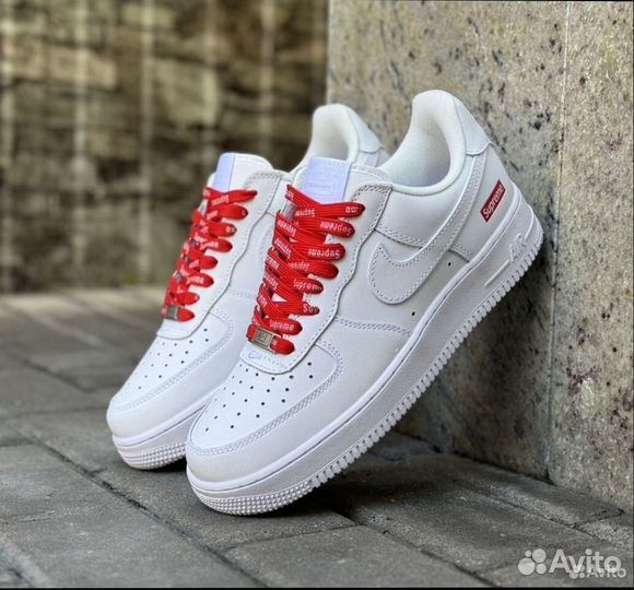 Nike Air Force 1 Low x Supreme