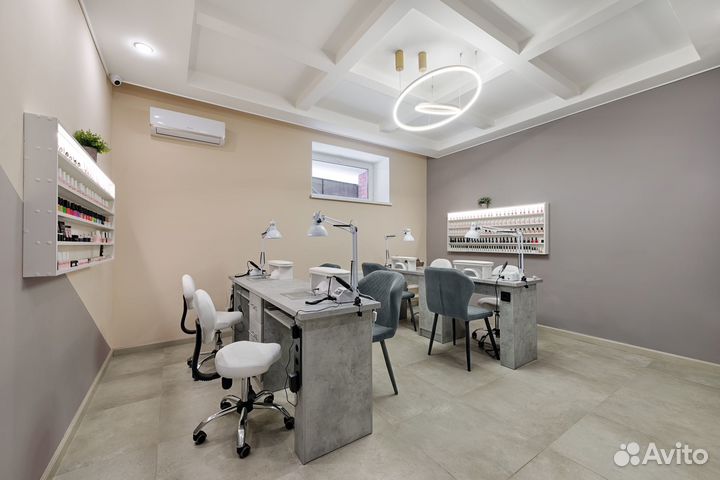 Мастер маникюра