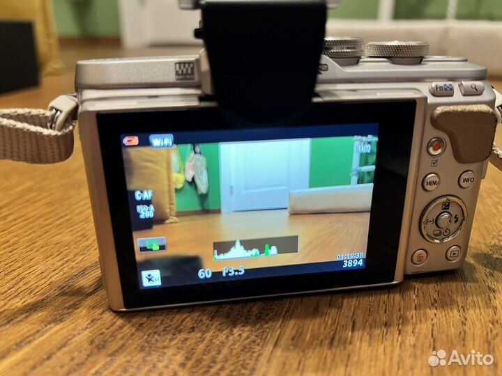 Цифровой фотоаппарат Olympus E-PL 8