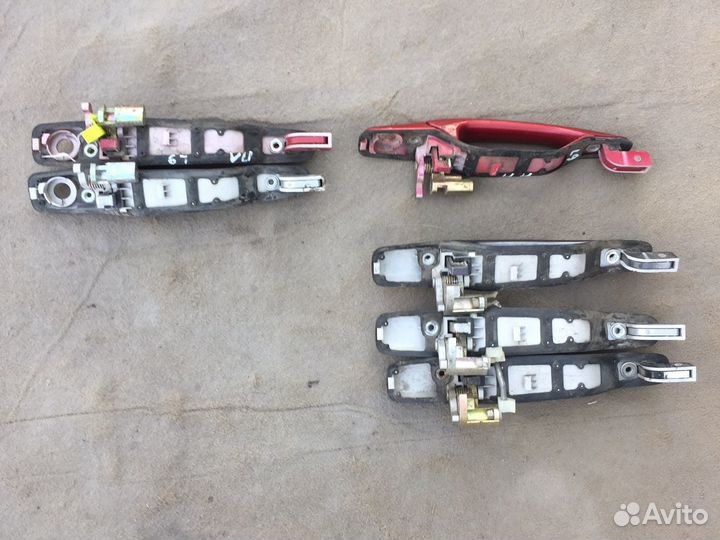 Ручка двери наружная Митсубиси Лансер 9