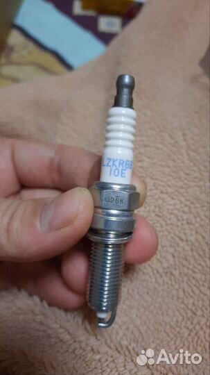 Свеча зажигания NGK 1578 lzkr6b-10E