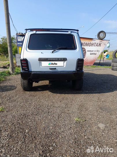 LADA 4x4 (Нива) 1.7 МТ, 2005, 96 000 км