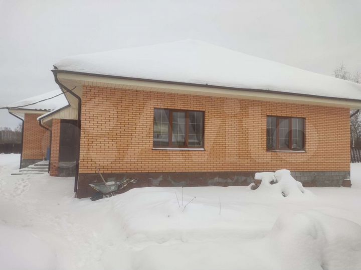 Дом 210 м² на участке 15 сот.