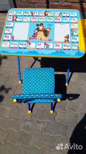 Детский столик со стульчиком