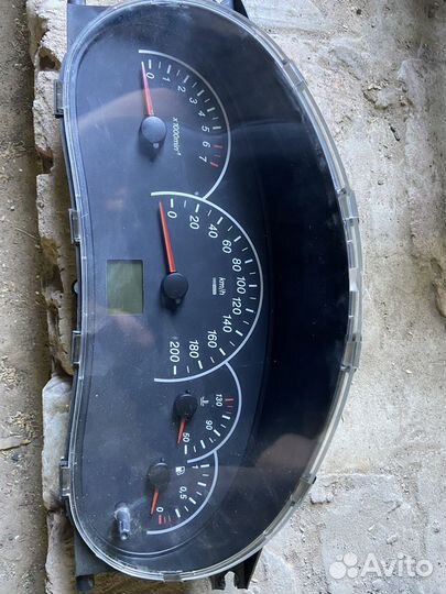 Щиток приборов priora 1