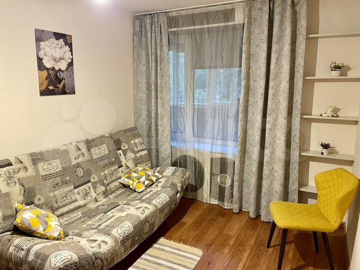 2-к. квартира, 56 м², 3/17 эт.