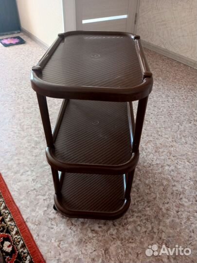 Этажерка, столик на колесах