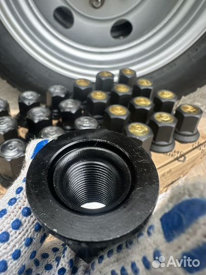 Усиленная колесная гайка Газель закрытая