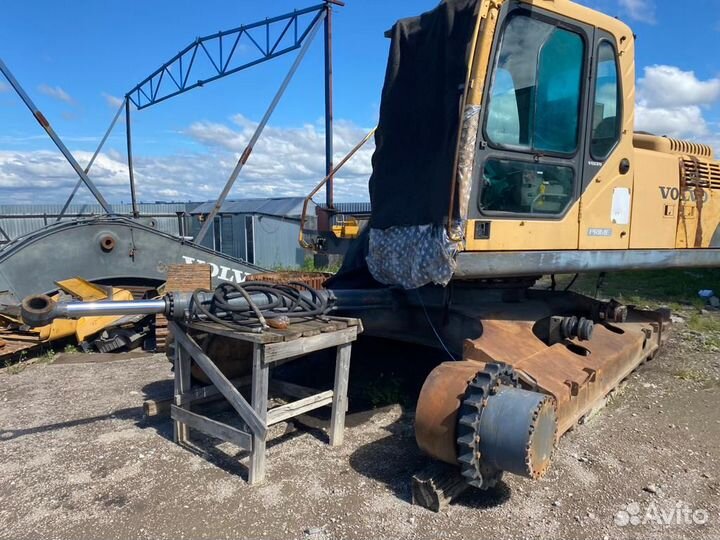 Гусеничный экскаватор Volvo EC290B LC Prime, 2010