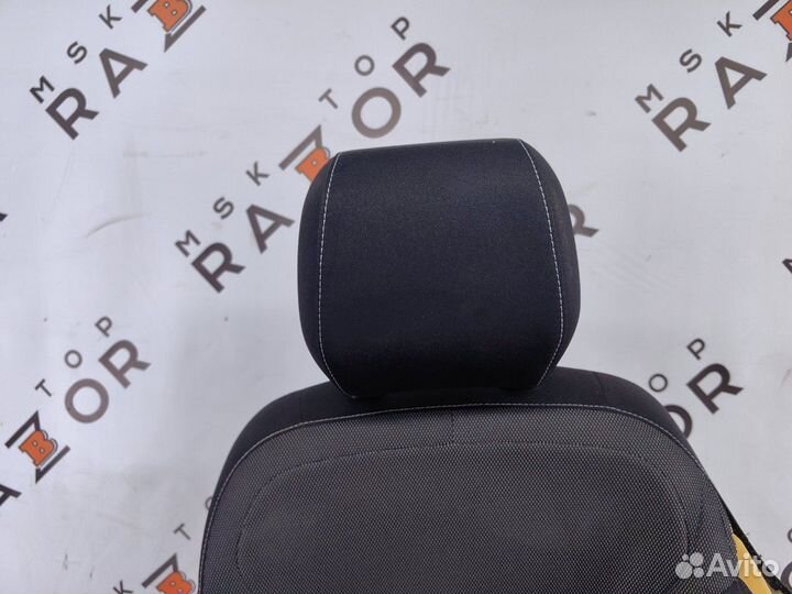 Сиденье переднее левое Renault Duster K9KR858 2021