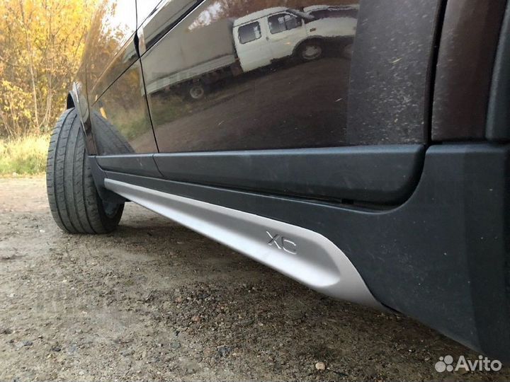 Накладки на пороги Volvo XC90