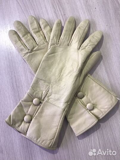Перчатки женские кожаные италия