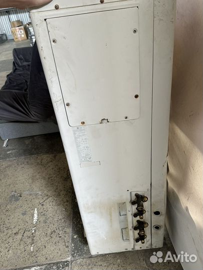 Наружный блок кондиционера lg