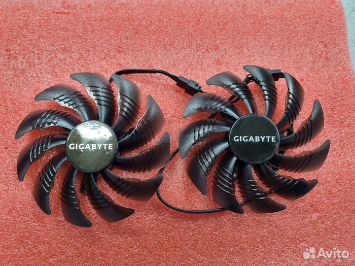 Вентилятор для видеокарты T129215SU (4 pin 92mm