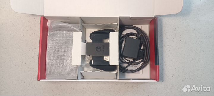 Nintendo switch с играми+карта памяти 128gb