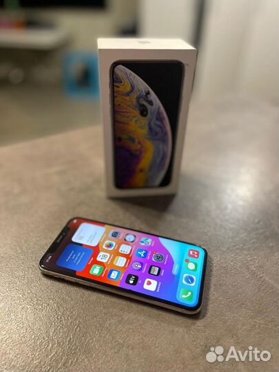 iPhone Xs, 256 ГБ