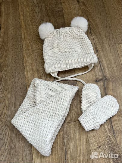 Комплект шапка, шарф, варежки zara