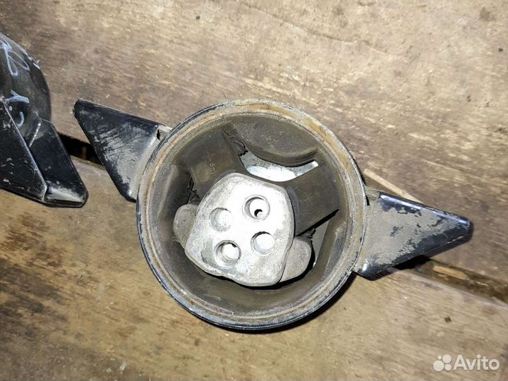 Подушка двигателя, шевроле авео. т250