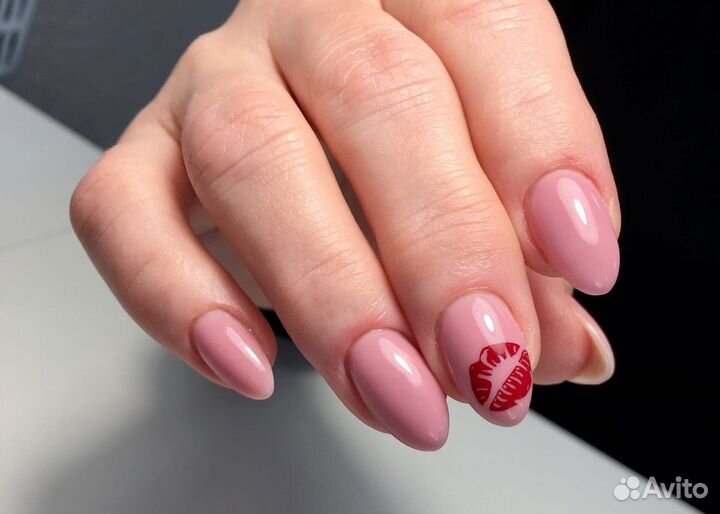 Мастер маникюра