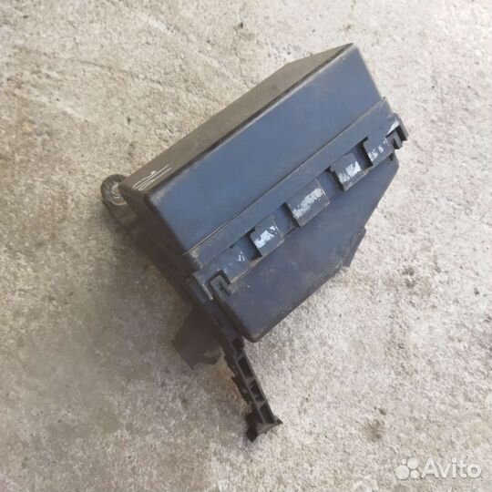 Блок реле Nissan Primera P12E