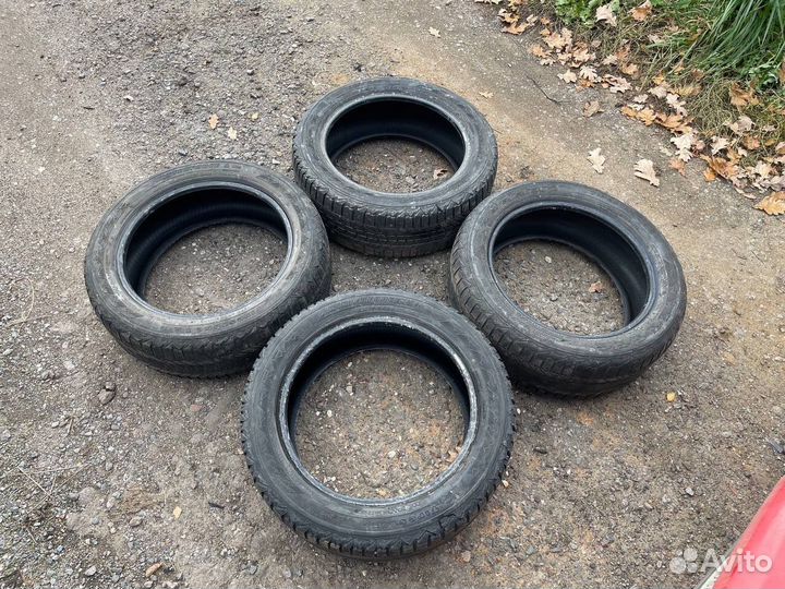 Firestone Winter Force 215/55 R17 94S