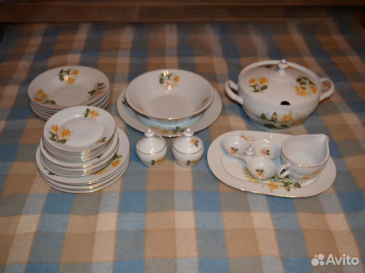 Столовый сервиз Porcelana Польша винтажный